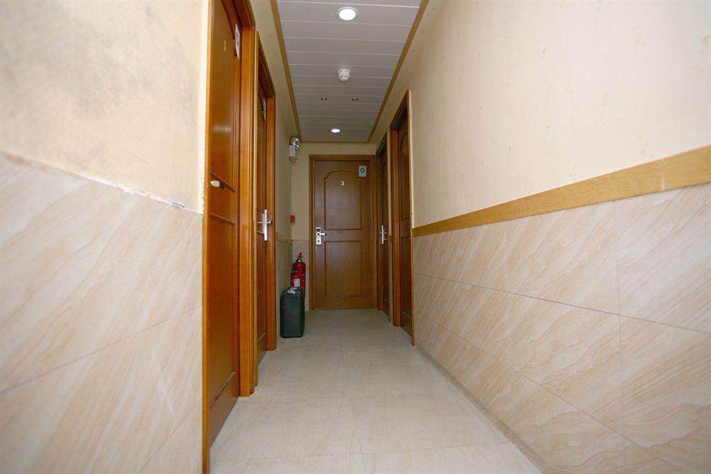 Me Easy Hostel Hong Kong Dış mekan fotoğraf