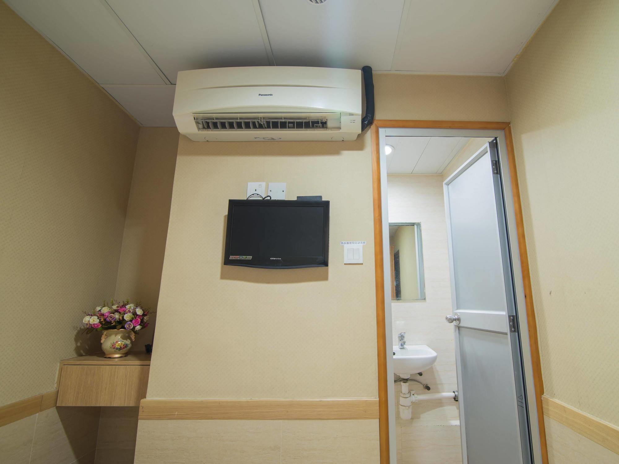 Me Easy Hostel Hong Kong Dış mekan fotoğraf